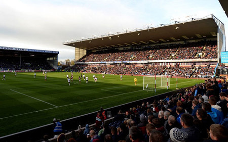 而是战术执 而是战术执